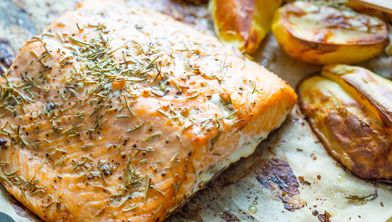 Baked Salmon with Potatoes